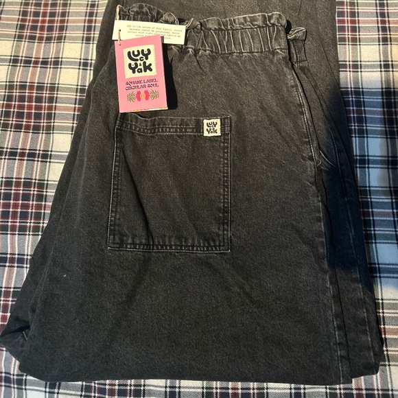 NWT Lucy & Yak Cody—Paper Bag Jeans in charcoal - Picture 3 of 4